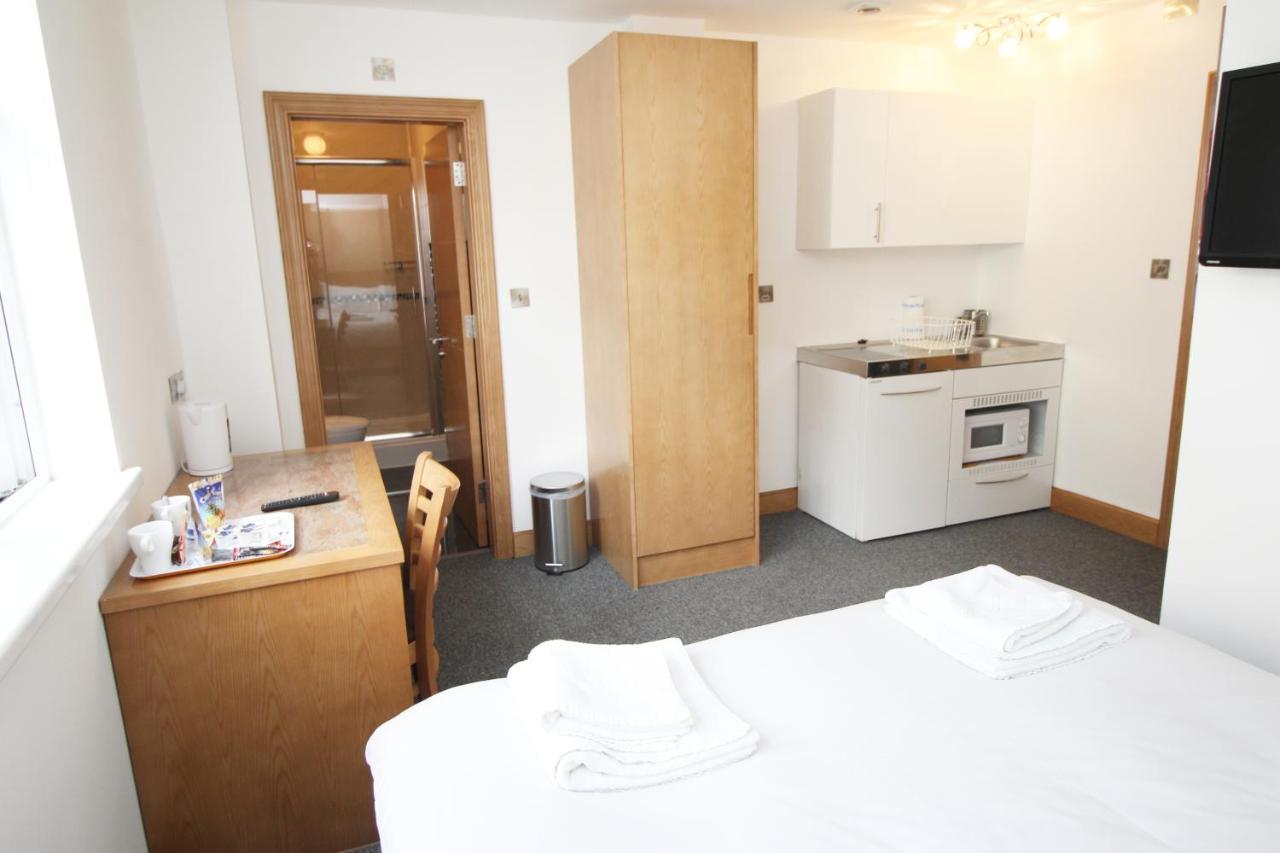 Flexistay Aparthotel Sutton Екстер'єр фото